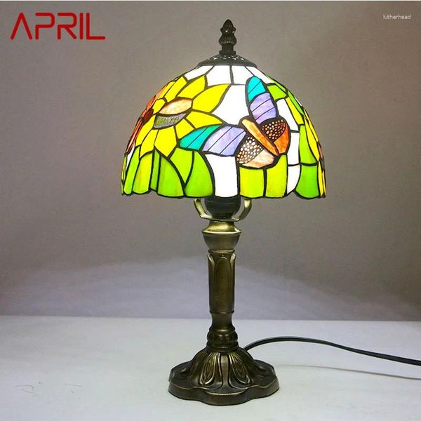 Lâmpadas de mesa April Tiffany Glass Lamp Led Led Color Butterfly Padrão Desk Decoração de luz para casa de estar em casa quarto