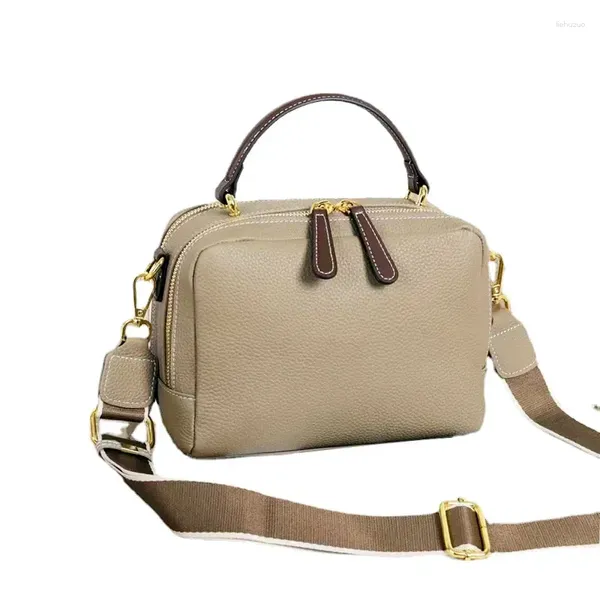 Totes 2024 graue Frauen Kuhläden oben-Griffe Boston Bag Wide Gurt Crossbody Multi-Pocket Ladies Weiche echte Lederkissen Schulterhandtasche