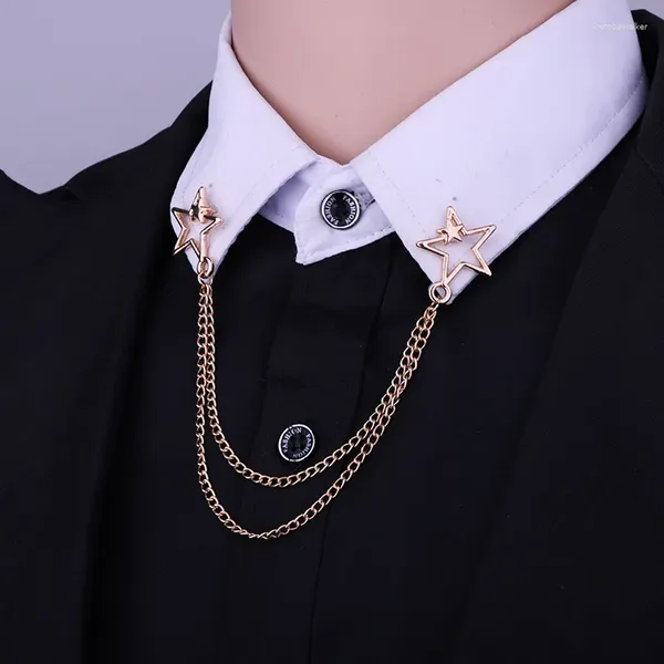 Broches da moda Trendy Chain Tassel Cut-Out Cut-Out Cinco pontilhada Star Men's Shirt Collar Broche Accessories Wholesale