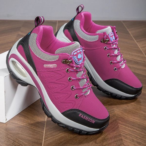 Sapatos de esportes femininos Plataforma de tênis à prova d'água Fashion Fashion Outdoor Caminhada não deslizamento Casual Sapato baixo Tapinho de corrida Mulheres calçadas 240415