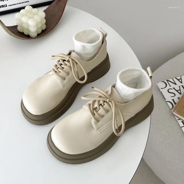 Casual Schuhe Bkquque Frühlings- und Herbstmode All-Match Britisch-Stil kleiner Lederschwamm Kuchen Dicke Bottom-Schnür-Laafer
