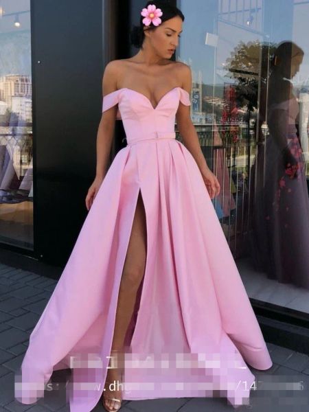 Sexy Pink aus der Schulterabschlussballkleiderseite 2024 High Split Satin Schärpe maßgeschneiderte günstige Abendkleid -Festzug