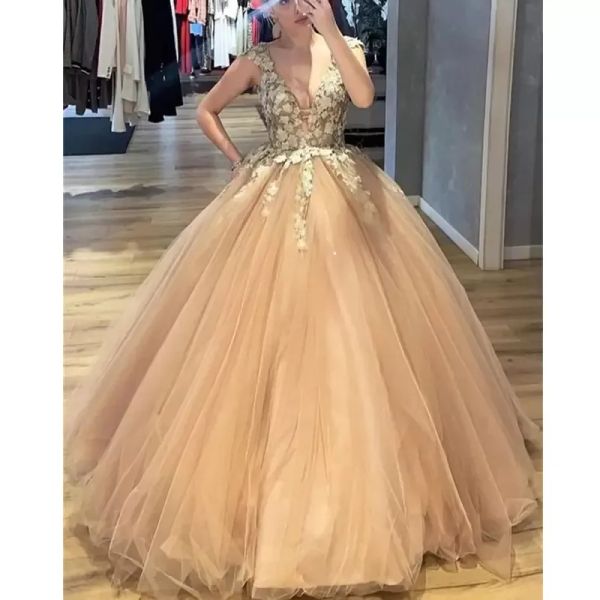 Vestidos de Champange Quinceanera 3D Aplique Floral Scoop Scoop Pescoço Tulle Custom Feito PROM PRINCESS SECE