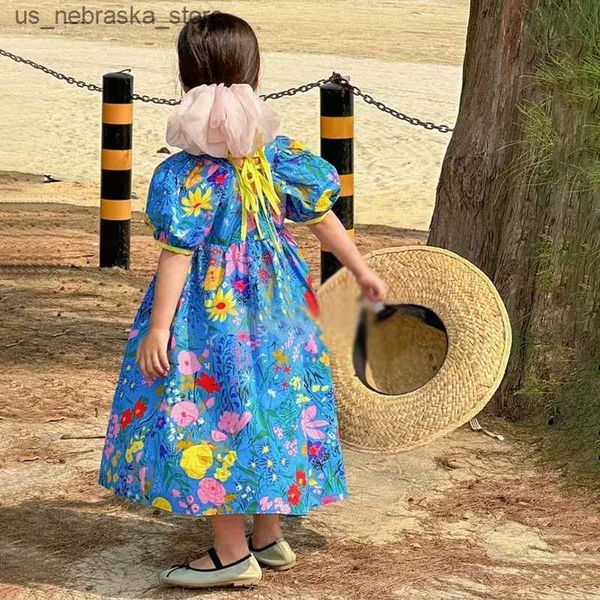 Vestidos de menina Novo vestido de praia de criança de verão estilo bohemian meninas vestido de flor estampa pré-escolar Crianças vestido longo 3-8y q240418