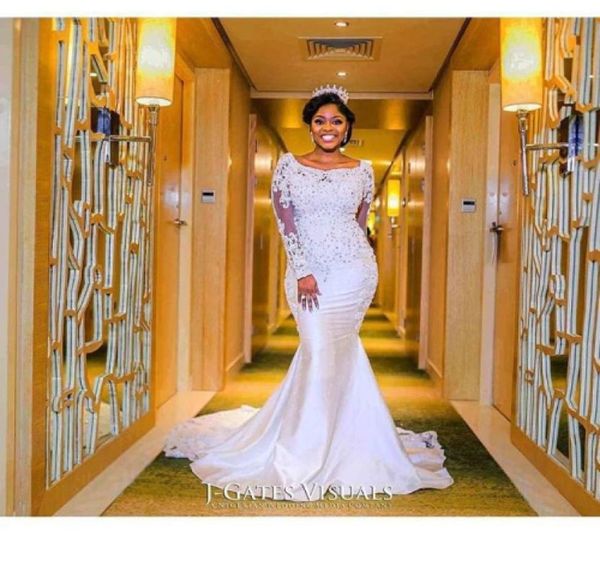 2017 Vestidos de noiva nigerianos decote em coração com renda pura aplicação de mangas compridas capela de trem africana negra menina BR6527930