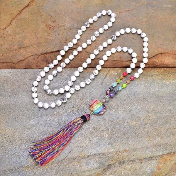 Colares pendentes Rainbow Stones naturais Chakra em forma de coração OM Charm Tassel Colar Women 108 Mala Rosário Jóias ANotadas 2227m