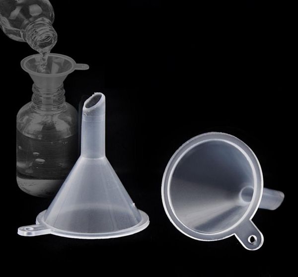 Mini Plástico Plástico Transparente Pequenos Funnels Perfume Líquido Funil Essential Funil Ferramenta de jantar de cozinha WB21897326100