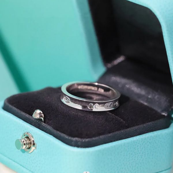 Designer Solid T Diamond Ring para homens Men Luxo 1837 Jóias S925 Prata esterlina de alta qualidade Trendência de moda de casal estilo T Ring Anel Love Ring Gifts