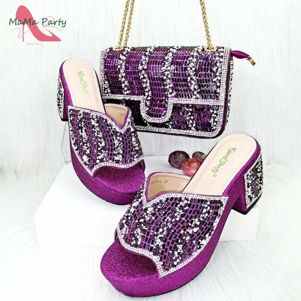 Vestido sapatos 2024 design italiano estilo novato mulheres nigerianas e bolsas ambientadas em um chinelo roxo de alta qualidade para