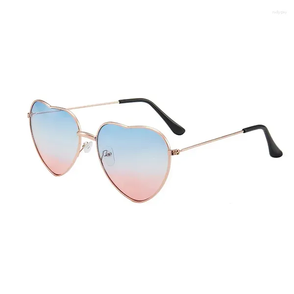 Occhiali da sole cornice in metallo vintage uv400 protezione accessori fantasia occhiali sfumature cuore a forma di cuore gafas de sol