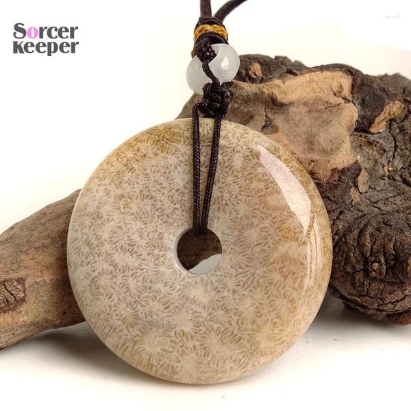 Collane a pendente in pietra naturale crisantemo collana di fibbia per pace zircone amulet uomini ladies classic fashion gelillo regalo bf793
