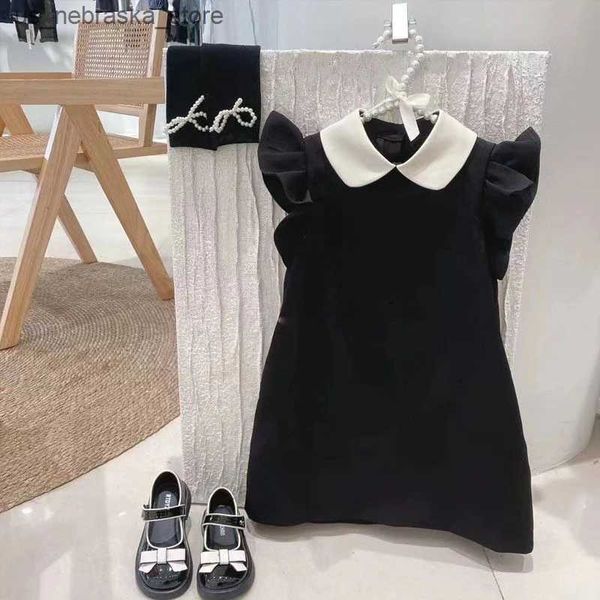 Kız Elbiseleri Kızlar Yaz Elbise Yeni Moda Tweetheart Flip Yaka Uçan Kollar Küçük Siyah Elbise A-line Elbise Kore çocuk elbisesi Q240418