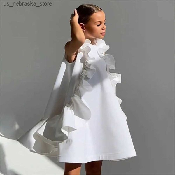Abiti da ragazza 2024 Nuova principessa piena di lusso bianco abito da vacanza senza maniche spagnolo abbigliamento per bambini abbigliamento per bambini q240418