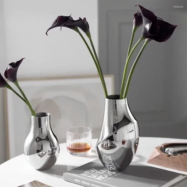 Vasen Dekoration Vase Original Elegantes modernes Mädchen Hochzeitsverzierung Einzigartige europäische Garten im Freien Minimalist Florero Room Dekoration