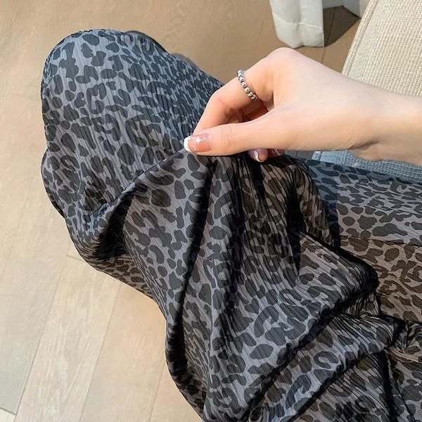 Calça feminina Seda de seda de gelo para mulheres Cantura alta Verão Pant reta de calça fria de leopardo frio Longo Casual Longo Longo