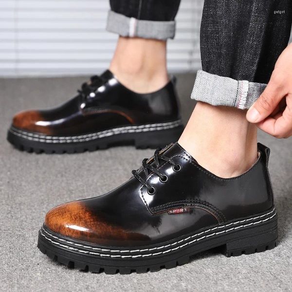 Scarpe casual da uomo da lavoro da uomo Designer italiano fatti a mano scarpa ad abito solido di alta qualità
