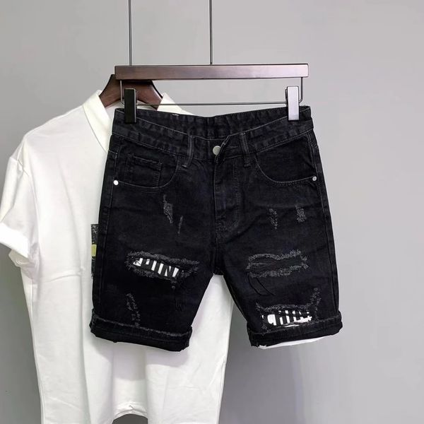 Adesivi per buchi neri estivi maschili pantaloni corti in denim sottili coreani hip hop leggings harajuku maschi di moda jeans neri pantaloncini 240410