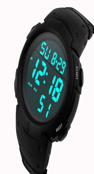 Novos homens de luxo assistem à moda à prova d'água Men039s Boy LCD Digital Stopwatch Data de borracha Sport Wrist Watch Masculino Reloje5940586