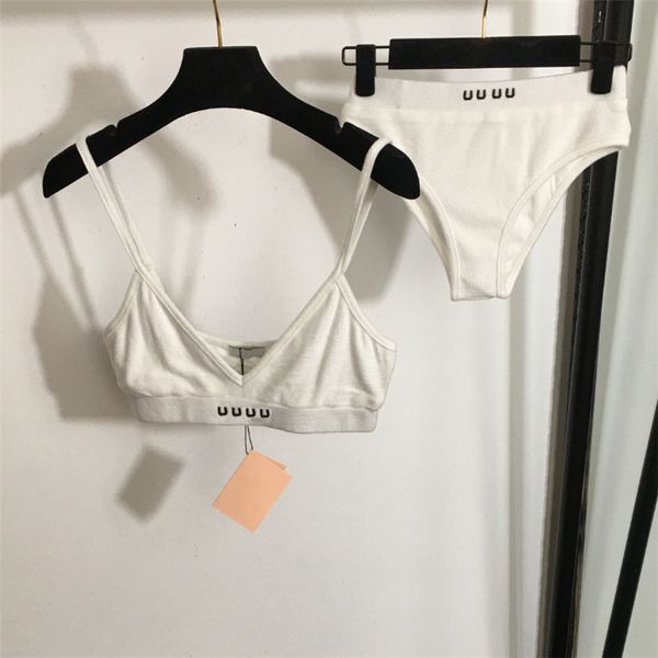Kadın Mayo Tasarımcısı Split Bikini Seti Sling Mayo Takımları İşlemeli Mektup Bras Panties iç çamaşırı seti
