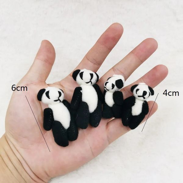 50pcslot 4cm Joint Panda Plüsch Spielzeugpuppe Schwarz -Weiß -Mobiltelefonschlüsselkette kleines Anhänger Geschenk 240407