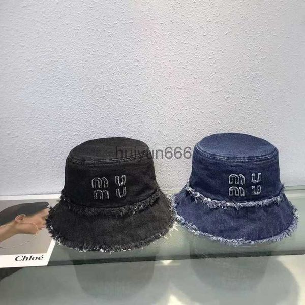 Designer Wide Brim Cappelli da uomo Cappelli da donna Cappelli Estate ricami estivi lettere bombardamenti ruvidi cappello da cowboy sembra piccolo e per la protezione solare per cappello da sole del vento da sole cappello da sole