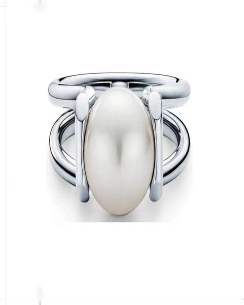 Big Stones Ring Pearl Jeia artesanal colar de ouro conjunto de diamante pingente de bracelete de flores Designer de diamante feminino Party Fashion Wedding Party Presente White3082786