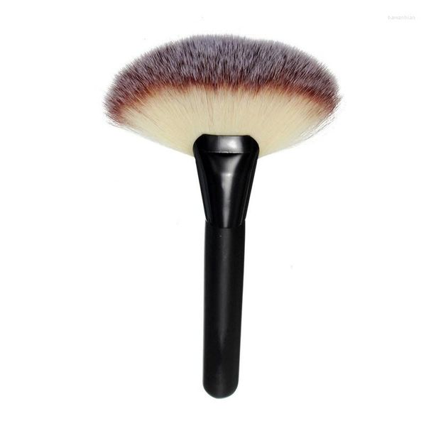 Make-up-Bürsten Großhandel- Angekommen 1PCS Flat Contour Hochwertige Pulver-Blush-Mischpinsel Schönheit Comestic Tools