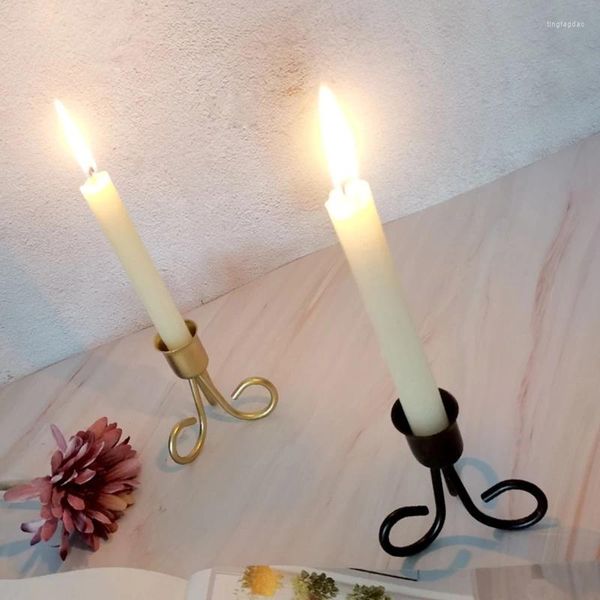 Kerzenhalter Retro Halter 3PCS Klassische Taper Candlestick Stand Desktop Dekor für Home Hochzeit romantische Esstisch Dekoration Geschenk