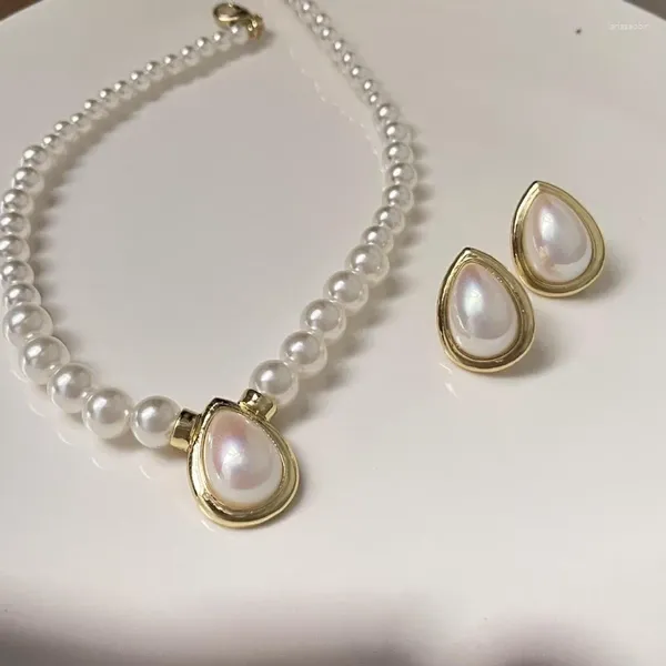 Orecchini per borchie 1 PCs barocco francese francese cimera perle perle collana leggera goccia di lusso con goccia a pendente catena versatile versatile
