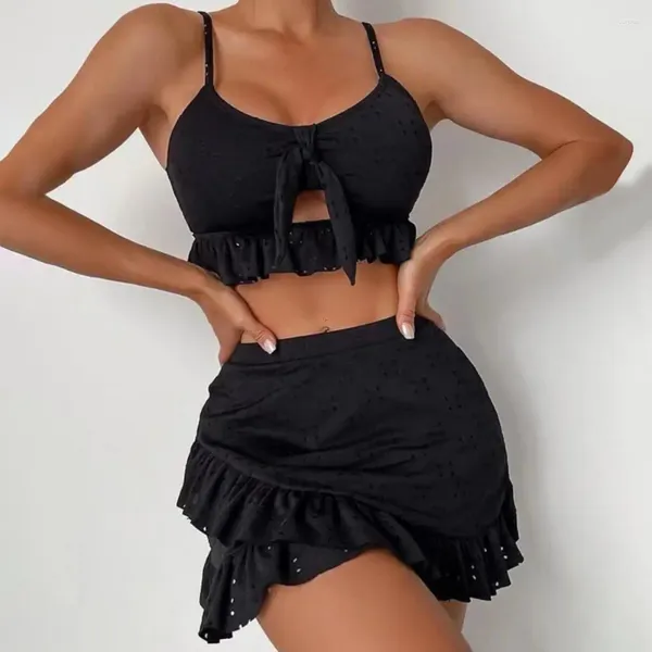 Kadın mayo 3pcs/set seksi kadın bikini seti yaz fırfır etek içi boş out sling sütyen düz renk brifing yüksek bel örtbas etek banyo