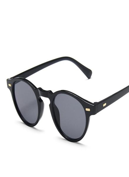 Sonnenbrille Men039s Klassiker Retro -Reisnagel kleiner Rahmen Trend schwarzer einfacher Straßenprogral