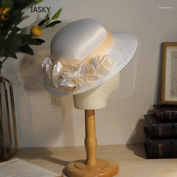 Bergs große Satin -Eimer -Hut -Faszinator -Kappe Kopfstück Blumengesicht Schleier Hochzeit Braut Elegante Party Fedoras Haarzubehör Accessoires