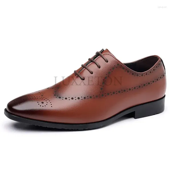 Scarpe casual maschile artigianale Oxford genuino in pelle velo in pelle brogue classico business uomo formale