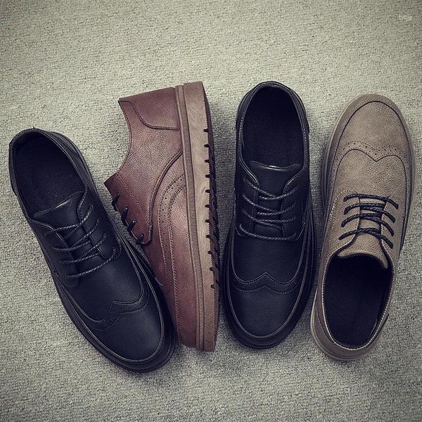 Casual Shoes Herren Leather Britisch -Stil Designer Luxusband Outdoor Moccasins Männer Slaser Sneaker