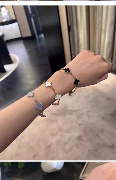 Bracciale per trifoglio di gioielli designer Bracciale 925 Sterling Silver Charm Lucky Grass Clovers Braccialetti per donne Designer originale Fashi