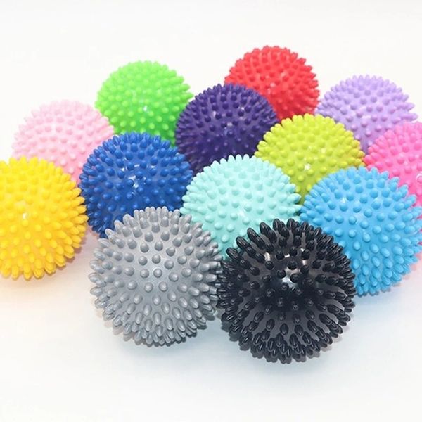 2024 Langlebige PVC Spiky Massage Ball Trigger Point Sport Fitness Hand Fußschmerz Relief Plantarfasziitis Reliever Hedgehog 7cm Bälle für