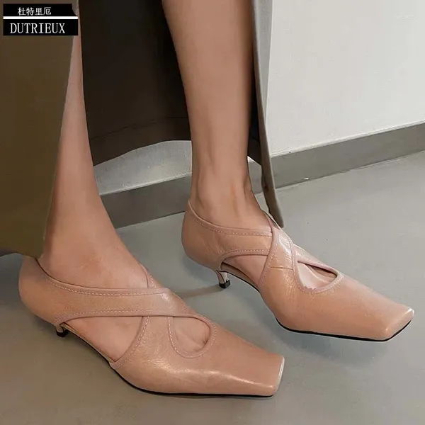 Отсуть туфли женская мода Женщины Тонкие каблуки Сандалии 2024 Офис полнозерновой кожа подлинные летние сексуальные черные леди слайды