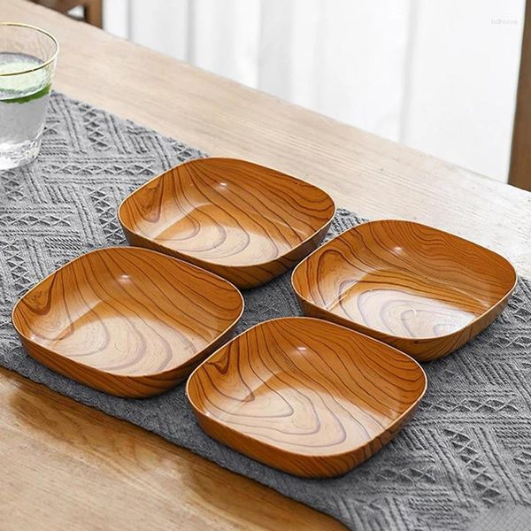 Teller 5pcs Plastik Snack Teller Imitation Holzkuchenschalen Sushi Frühstück getrockneter Obstschale Knochen Spitting Tabelle Serving serviert