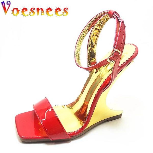 Wedge Sandals Frauen Persönlichkeit Design Square Head One Word Band High Heels Party Pumps Star Kleid Ferse weniger Schuhe 2022 neueste