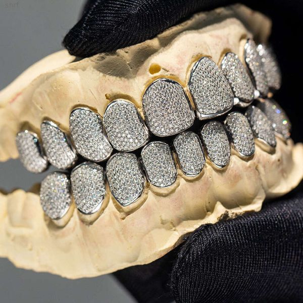 Moissanite Grillz Custom fez um conjunto completo totalmente gelado Grillz 925 Sterling Silver