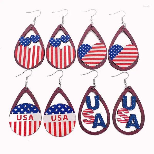 Pieno orecchini per l'indipendenza giorno USA Lettera a forma di cuore Flag American Color Gift Wood