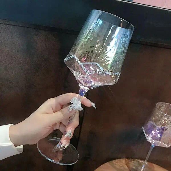 Copos de vinho coloridos strassils cálice casal de cristal champanhe copo pintado de copo personalizado elegante para o dia dos namorados dia do dia dos namorados