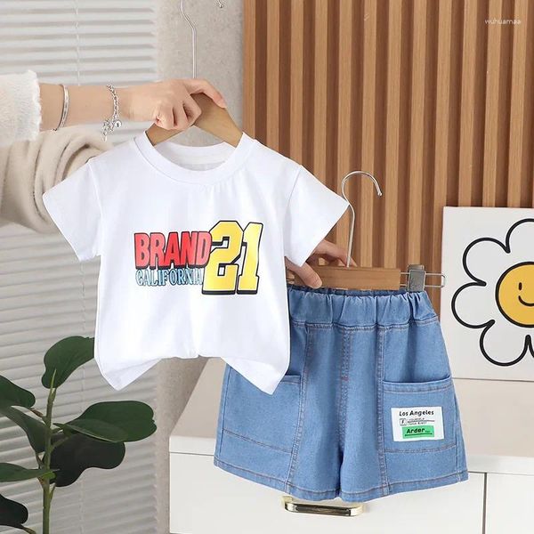 Set di abbigliamento set da bambino outfits abiti da bambino estate 3 anni lettere magliette a maniche corte e pantaloncini due pezzi per due pezzi per