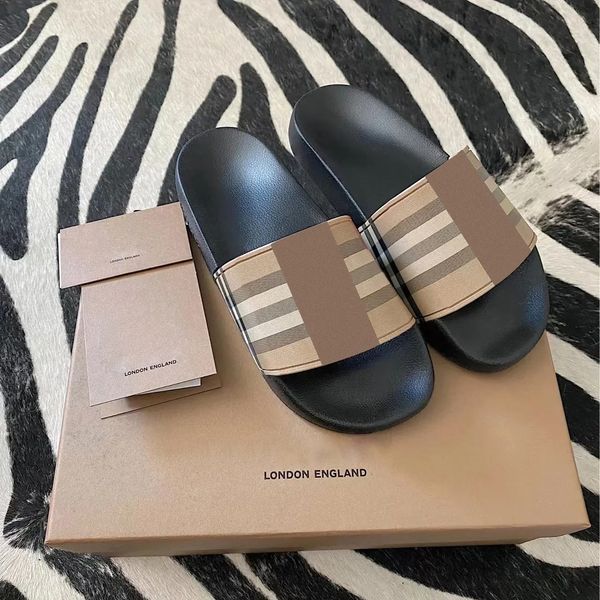 Designer Flat Flip Luxury Men Slipper Woman in gomma Slide Tazz Slafor Sandali Sandale Beach Loafer Stripe Sandalo Ploid Flop Scarpe