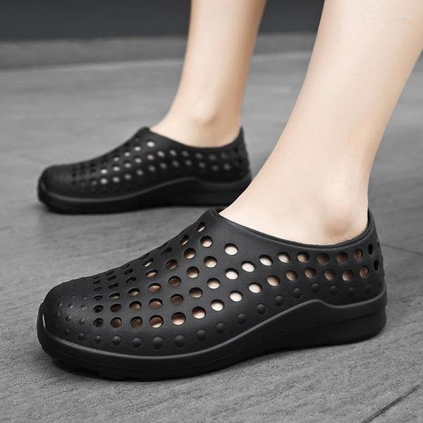 Sandals coppia scarpe da uomo 2024 Summer Hollow Platform Beach for Men Sneakers Trendy Eva Solid Color Women