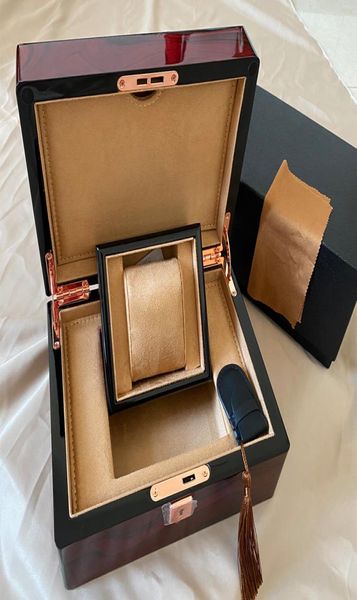 Hochwertige Wachbox -Koffer Velvet Innenraumspeicherboxen Organizer Belt Lock Geschenk Klavier Lack Watch Holzpapiere Karte Packag9330642