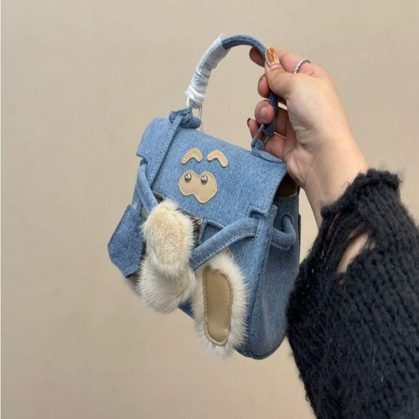 O designer de luxo feminino de 24sss é fofo Readymade Little Monster Bag Plexush com trava de metal 19cm qagrq