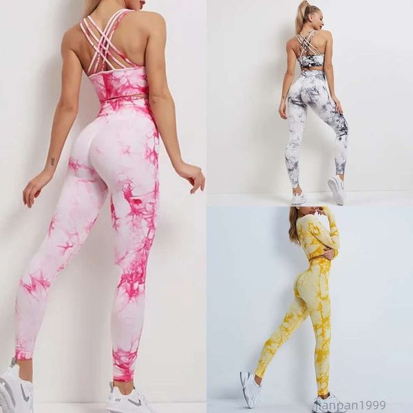 Nuovi abiti da yoga in pizzo senza soluzione di continuità per sport e fitness High Waist and Hip Pants Cut BRA Set per il set di leggings di abbigliamento sportivo