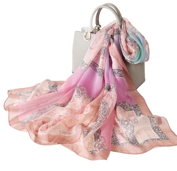 Nuovissimi sciarpe setose da donna primavera Summer Scialli sottili e avvolgono la stampa di foulard Stoles Luxury Poncho Travel4104590
