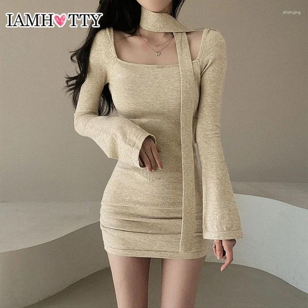 Lässige Kleider IMty Korean Style Bodycon Mini -Kleid mit Schal Khaki Schwarzer eleganter Quadratkragen enge Herbst Federgewand